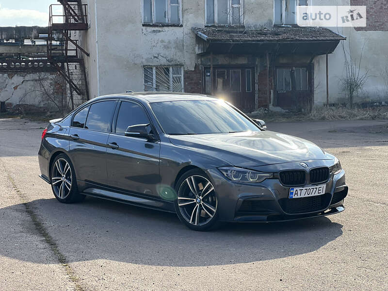 Седан BMW 3 Series 2016 в Калуше