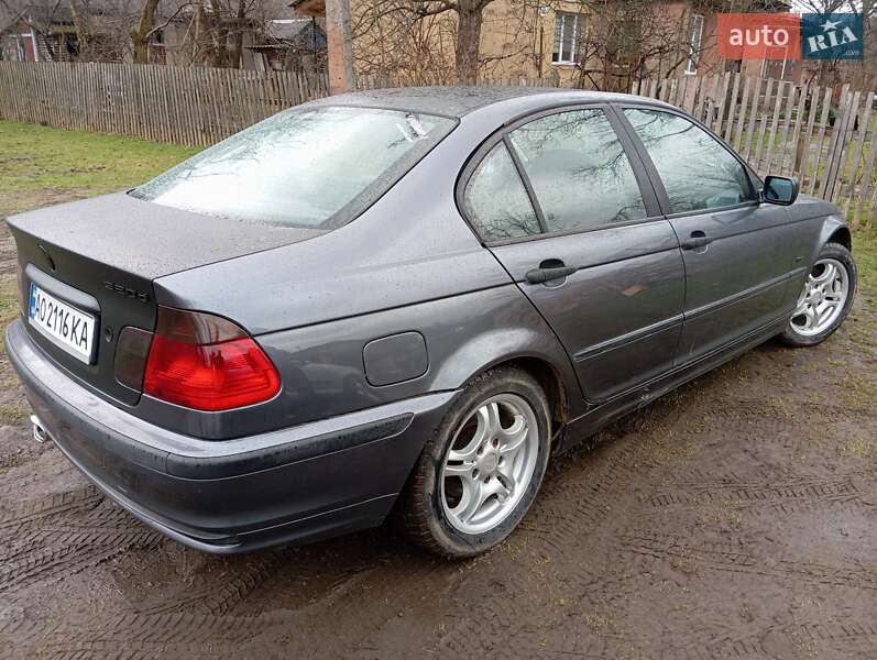 Седан BMW 3 Series 2000 в Великому Березному