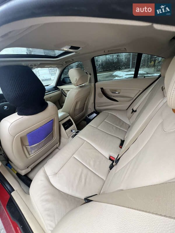 Седан BMW 3 Series 2012 в Сумах