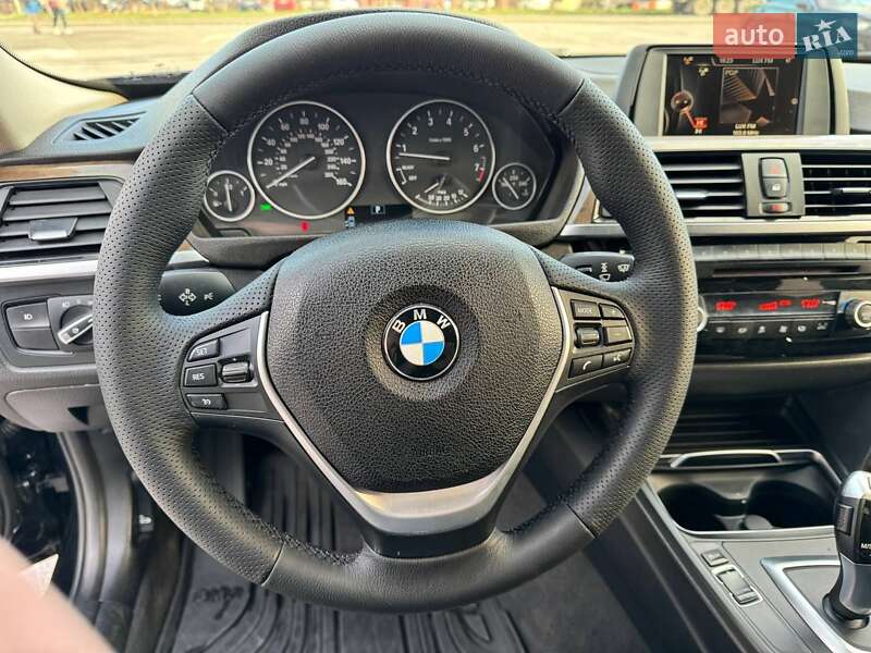Седан BMW 3 Series 2015 в Ивано-Франковске