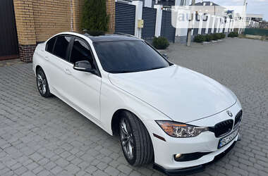 Седан BMW 3 Series 2012 в Львові