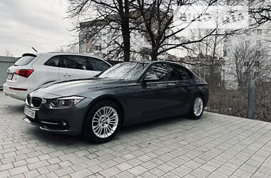 Седан BMW 3 Series 2018 в Тернополе