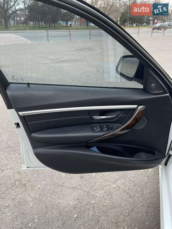 Універсал BMW 3 Series 2015 в Одесі