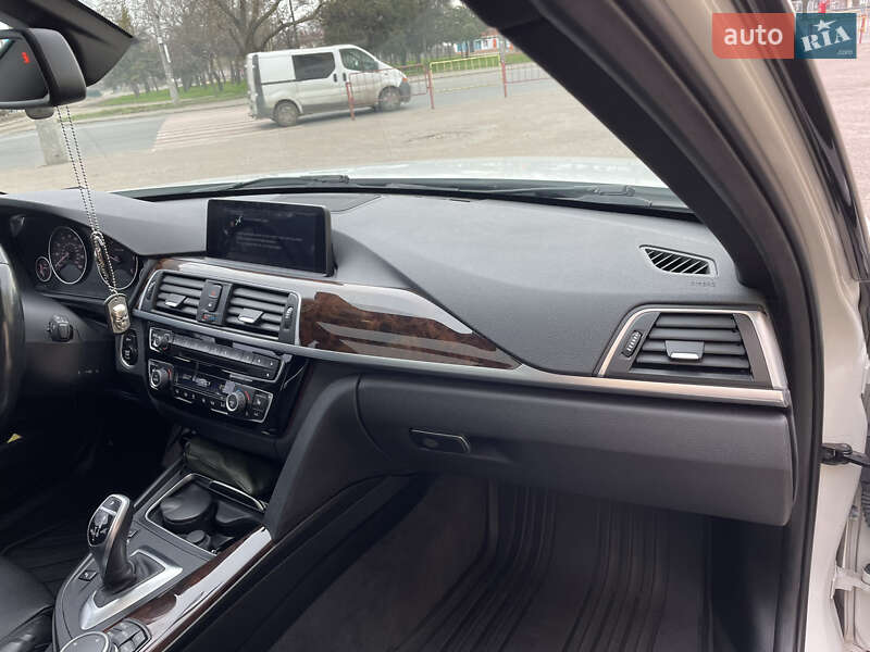 Універсал BMW 3 Series 2015 в Одесі