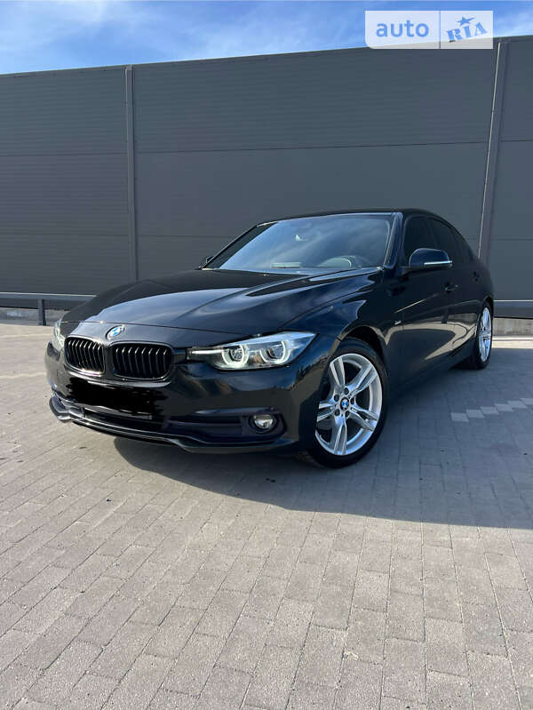 Седан BMW 3 Series 2018 в Виннице