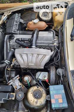 Седан BMW 3 Series 1986 в 