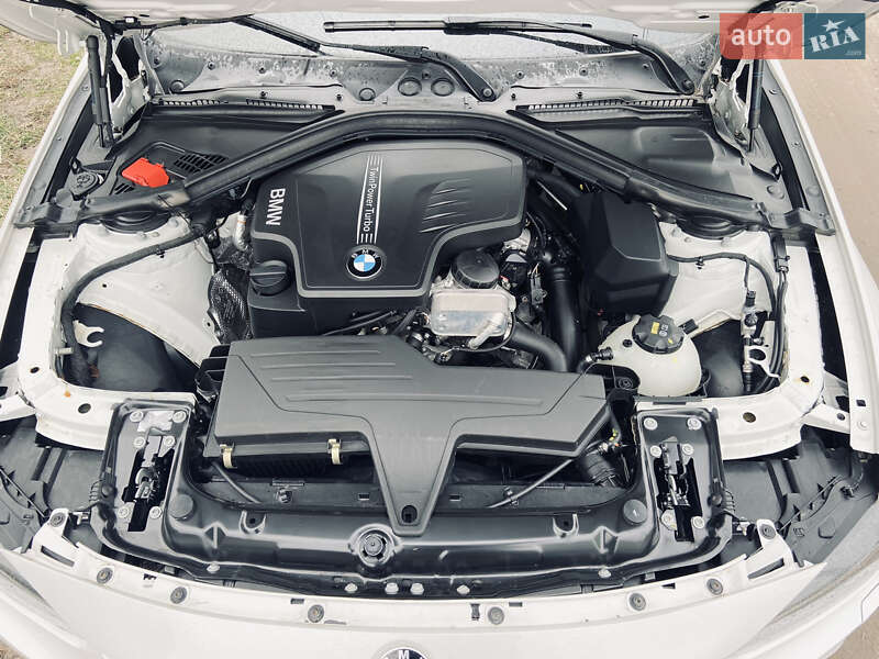 Седан BMW 3 Series 2016 в Борисполе