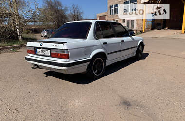 Седан BMW 3 Series 1990 в Кривом Роге