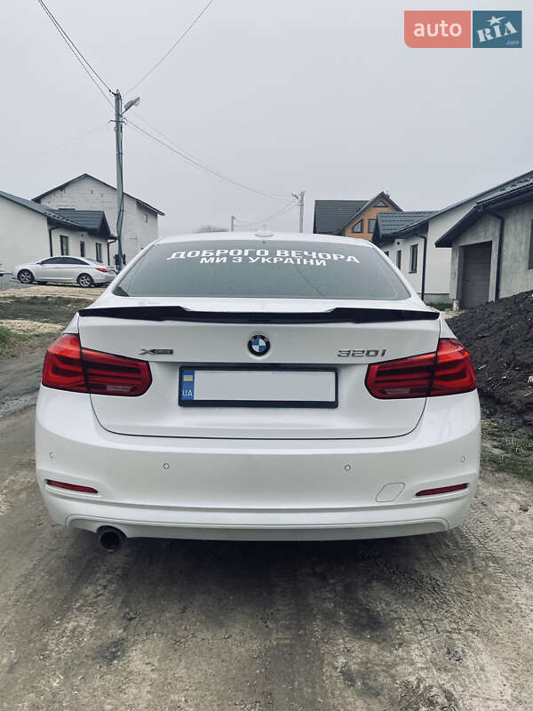 Седан BMW 3 Series 2016 в Борисполе
