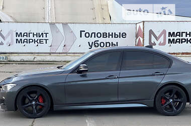 Седан BMW 3 Series 2015 в Харкові