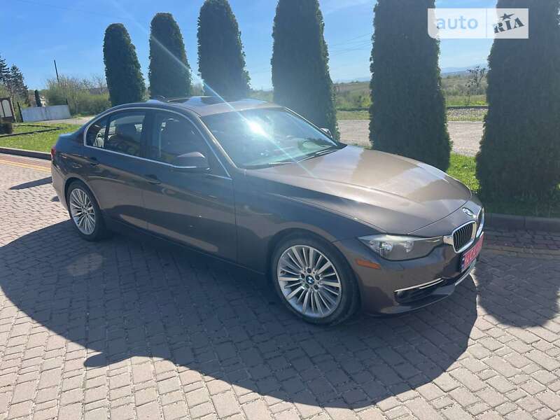 Седан BMW 3 Series 2013 в Дрогобыче