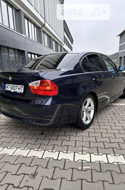 Седан BMW 3 Series 2005 в Івано-Франківську