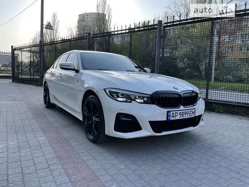 Седан BMW 3 Series 2019 в Запоріжжі