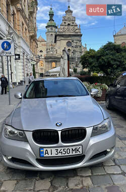 Седан BMW 3 Series 2010 в Василькові