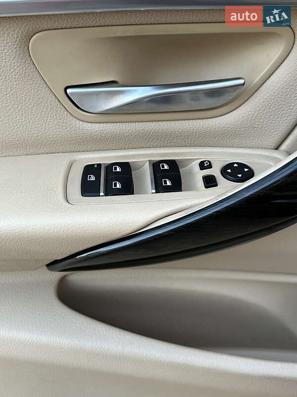 Седан BMW 3 Series 2015 в Одесі