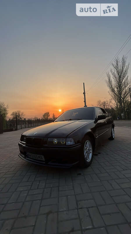 BMW 3 Series 1992