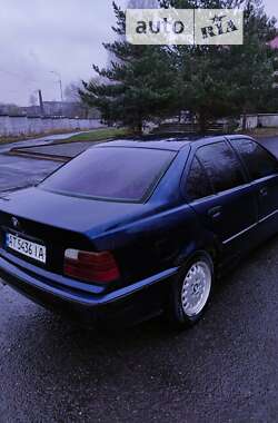 Седан BMW 3 Series 1992 в Ивано-Франковске