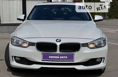 Седан BMW 3 Series 2014 в Киеве