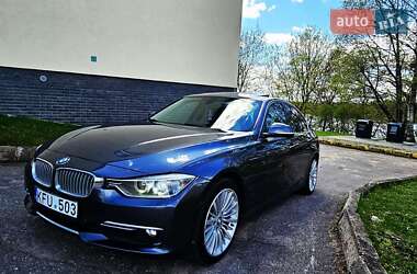 Седан BMW 3 Series 2014 в Львове