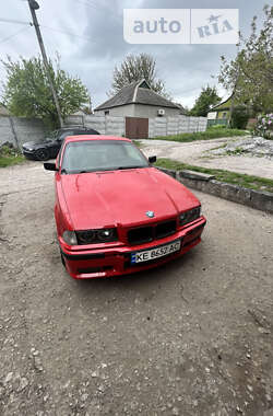 Купе BMW 3 Series 1993 в Кам'янському