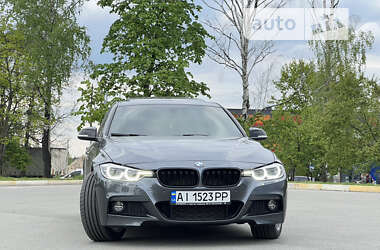 Седан BMW 3 Series 2015 в Буче