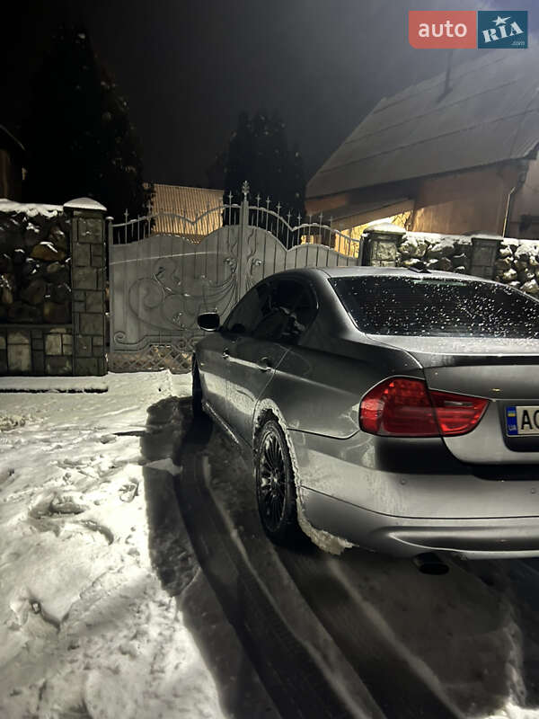 Седан BMW 3 Series 2011 в Виноградове фото 3 Седан BMW 3 Series 2011 в Виноградове