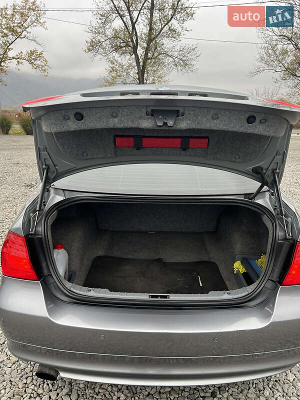 Седан BMW 3 Series 2011 в Виноградове фото 15 Седан BMW 3 Series 2011 в Виноградове