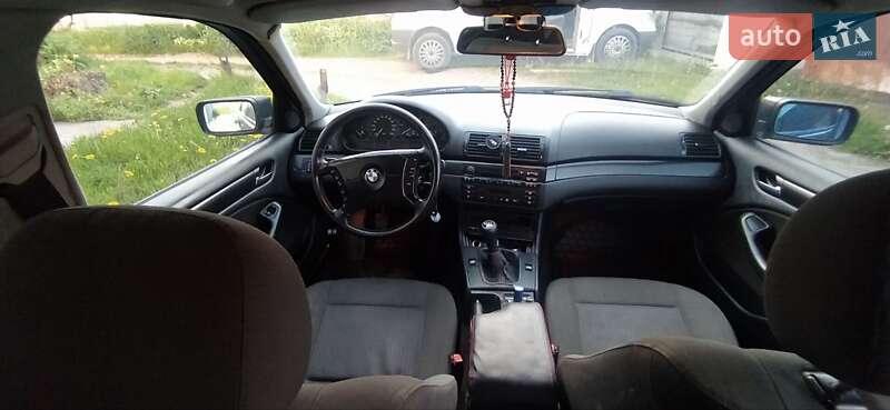 Седан BMW 3 Series 2002 в Деражні