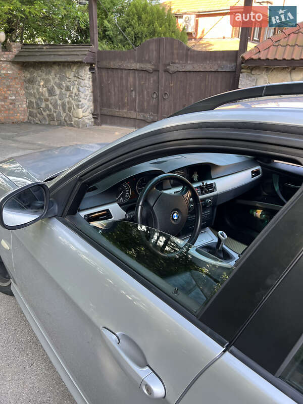 Універсал BMW 3 Series 2009 в Києві