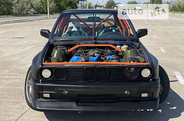 Купе BMW 3 Series 1985 в Новой Одессе