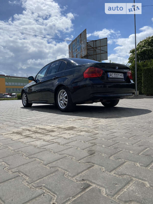 Седан BMW 3 Series 2007 в Луцке
