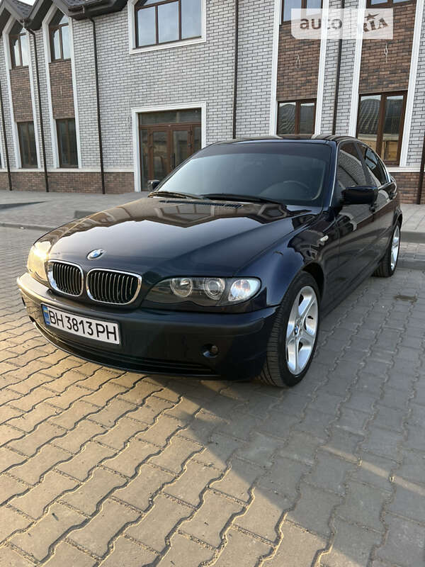 Седан BMW 3 Series 2003 в Балті