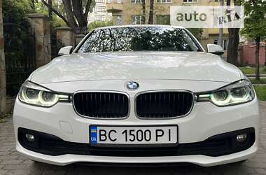 Седан BMW 3 Series 2015 в Львове