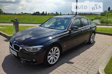 Седан BMW 3 Series 2017 в Одесі