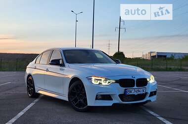 Седан BMW 3 Series 2016 в Ровно