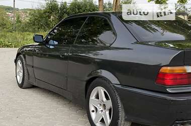 Купе BMW 3 Series 1992 в Збараже