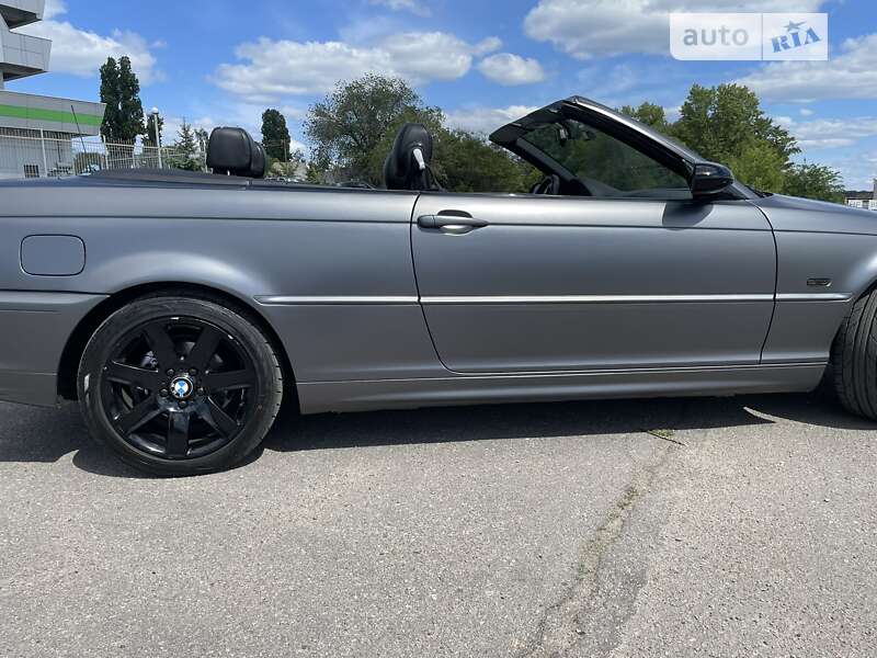 Кабриолет BMW 3 Series 2002 в Кременчуге