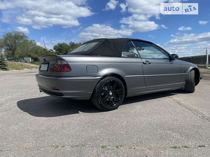 Кабриолет BMW 3 Series 2002 в Кременчуге