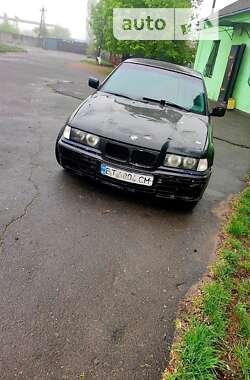 Седан BMW 3 Series 1993 в Кропивницком