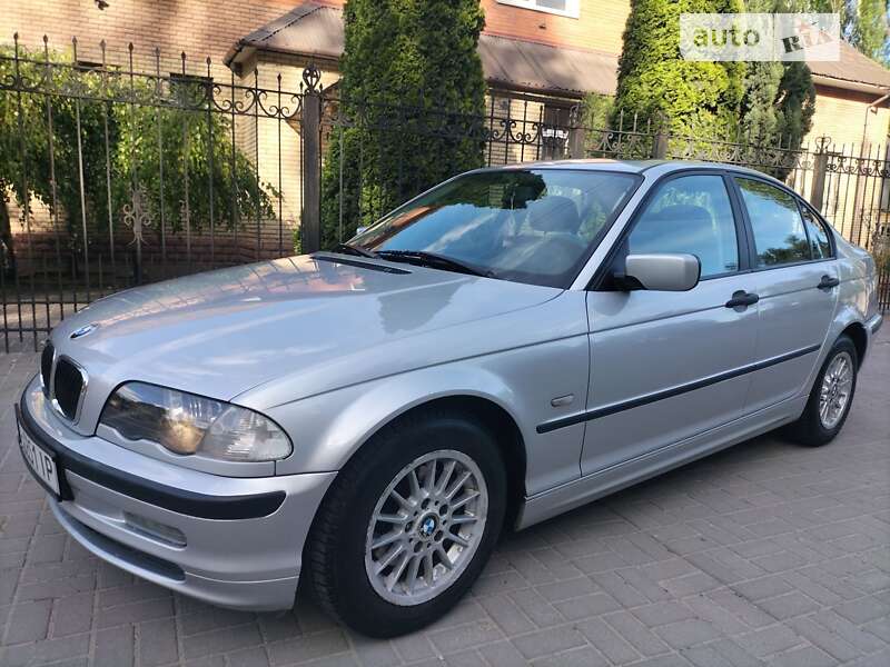 Седан BMW 3 Series 1999 в Запоріжжі