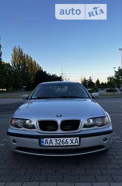 Седан BMW 3 Series 2002 в Киеве