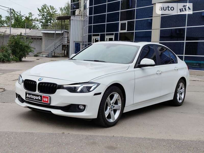 Седан BMW 3 Series 2014 в Харкові