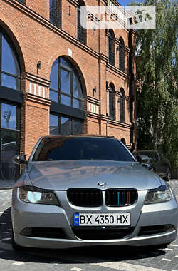 Седан BMW 3 Series 2005 в Ровно