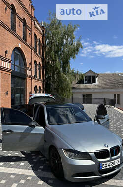 Седан BMW 3 Series 2005 в Ровно