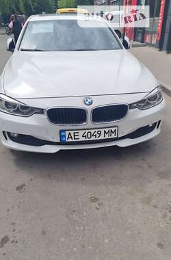 Седан BMW 3 Series 2013 в Новомосковську