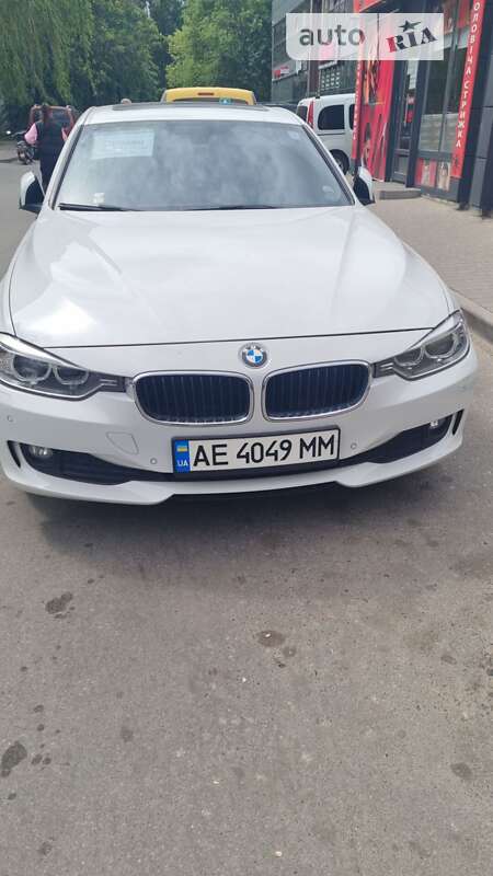 Седан BMW 3 Series 2013 в Новомосковске