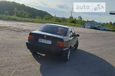 Седан BMW 3 Series 1992 в Жмеринке