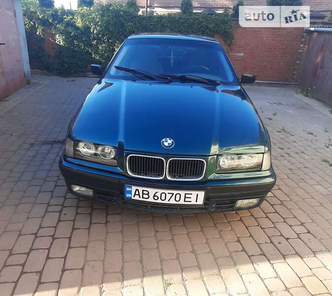 Седан BMW 3 Series 1995 в Вінниці