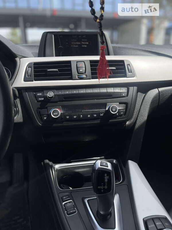 Седан BMW 3 Series 2014 в Ровно фото 12 Седан BMW 3 Series 2014 в Ровно