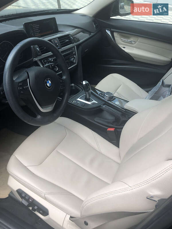 Седан BMW 3 Series 2014 в Львове